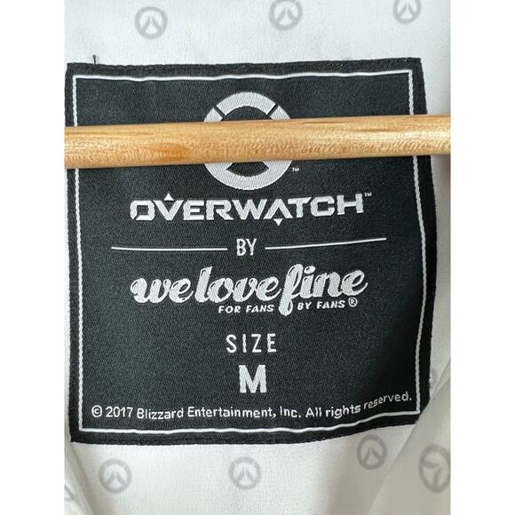 2017 WELOVEFINE OVERWATCH Womens M White Hi-Low Logo Button Front Tank Tunic Top - Picture 4 of 7